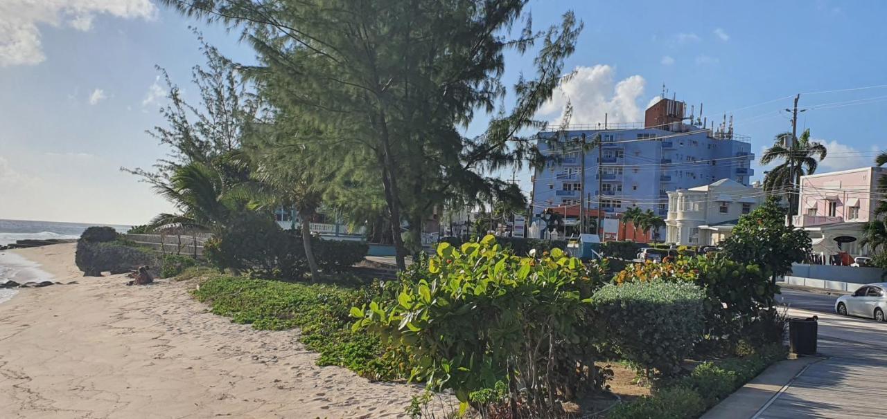 Hastings Towers 4D - Studio Apt Opp Beach Bridgetown Exterior foto