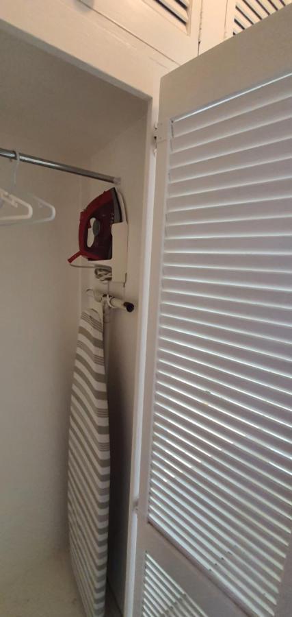Hastings Towers 4D - Studio Apt Opp Beach Bridgetown Exterior foto